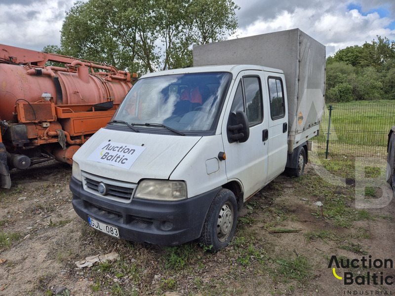 Fiat Ducato - Transportbil med kapell: bild 1 Fiat Ducato - Transportbil med kapell: bild 1