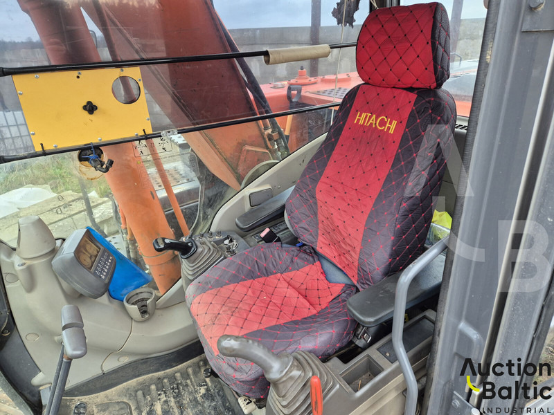 Hitachi ZX 210 LC-3 - Bandgrävare: bild 5 Hitachi ZX 210 LC-3 - Bandgrävare: bild 5