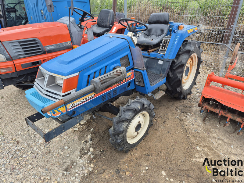 Iseki TU 200 - Traktor: bild 1 Iseki TU 200 - Traktor: bild 1