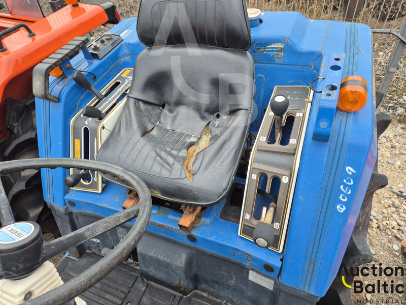 Iseki TU 200 - Traktor: bild 5 Iseki TU 200 - Traktor: bild 5