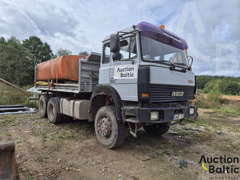 Iveco 260-34 - Tankbil: bild 2 Iveco 260-34 - Tankbil: bild 2