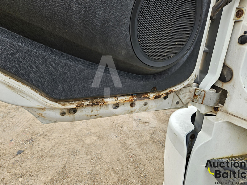 Lastbil med skåp Iveco Eurocargo 150E23: bild 19