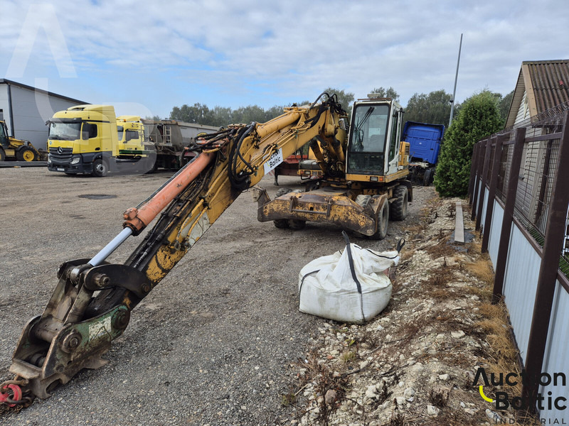 Liebherr A 902 Litronic - Grävmaskin på däck: bild 2 Liebherr A 902 Litronic - Grävmaskin på däck: bild 2