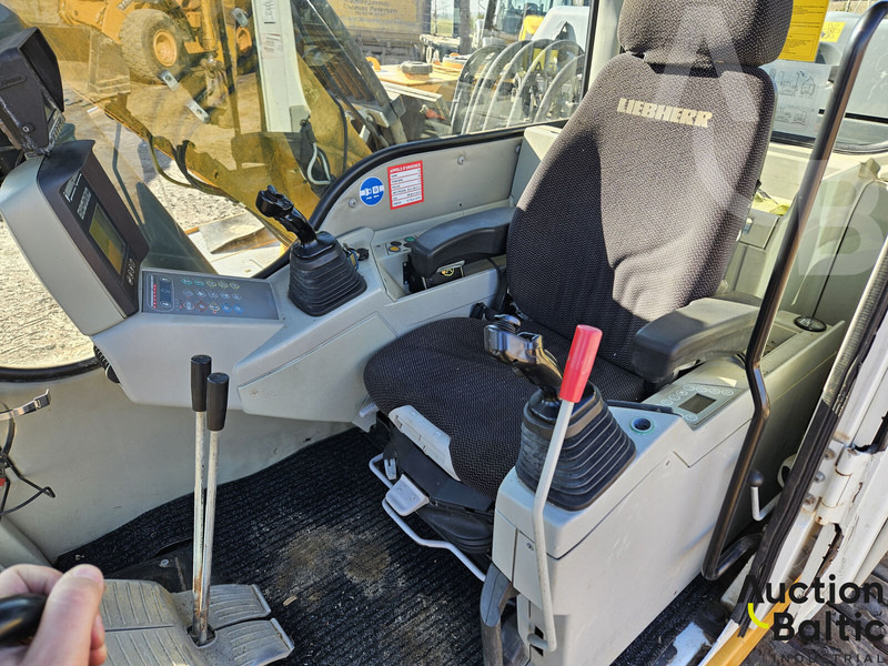 Liebherr R 900 C Litronic - Bandgrävare: bild 5 Liebherr R 900 C Litronic - Bandgrävare: bild 5