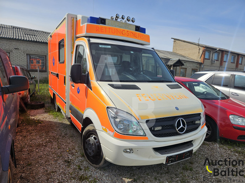 Mercedes-Benz Sprinter - Ambulans: bild 1 Mercedes-Benz Sprinter - Ambulans: bild 1