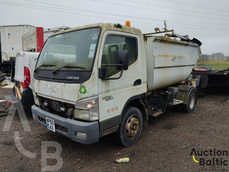 Mitsubishi Fuso - Sopbil: bild 2 Mitsubishi Fuso - Sopbil: bild 2