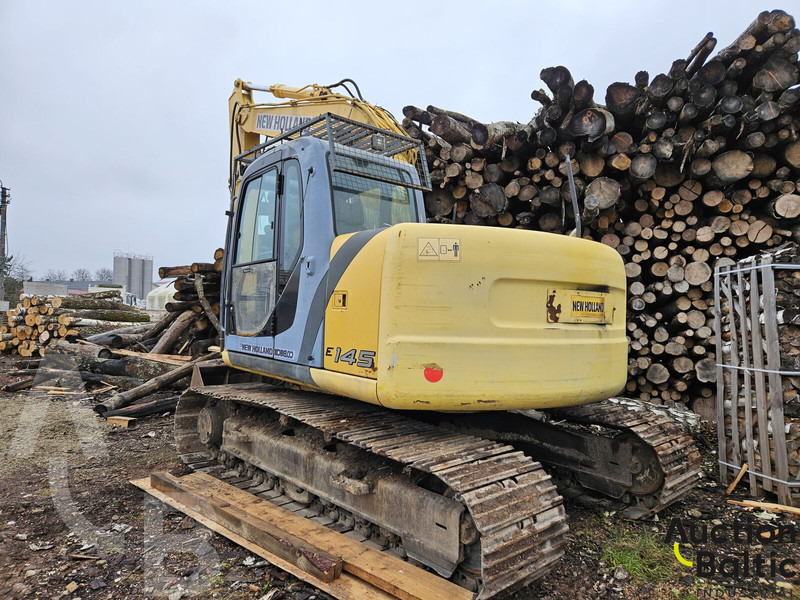 New Holland E 145 - Bandgrävare: bild 4 New Holland E 145 - Bandgrävare: bild 4