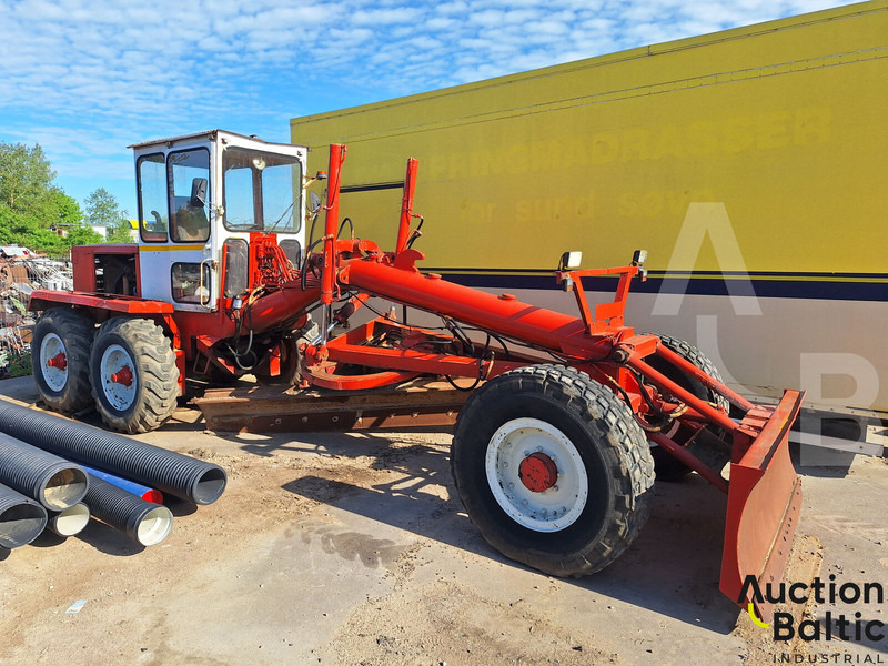 O & K F156 - Väghyvel: bild 1 O & K F156 - Väghyvel: bild 1