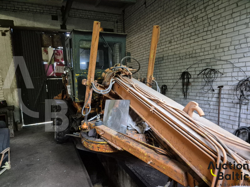 Onbekend DZ-122A-6 - Väghyvel: bild 4 Onbekend DZ-122A-6 - Väghyvel: bild 4