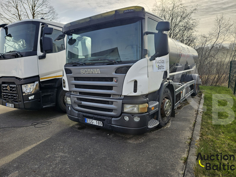Scania P 230 - Tankbil: bild 1 Scania P 230 - Tankbil: bild 1