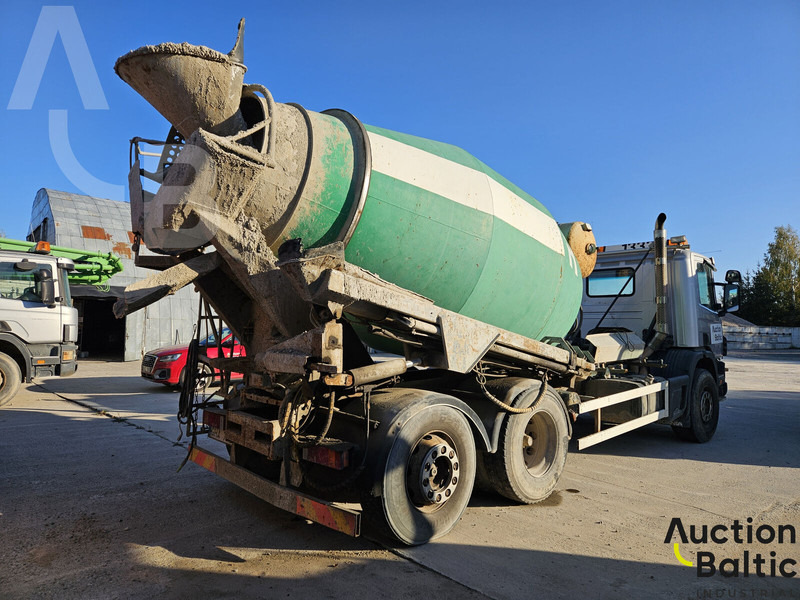 Scania P 94 GB - Betongbil: bild 4 Scania P 94 GB - Betongbil: bild 4