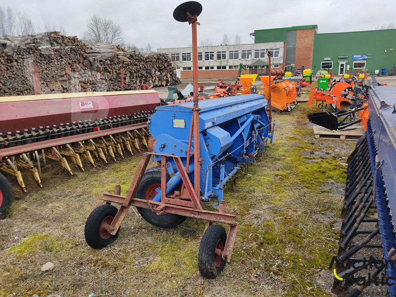 Stegsted 4M.33R - Maskin för sådd: bild 4 Stegsted 4M.33R - Maskin för sådd: bild 4