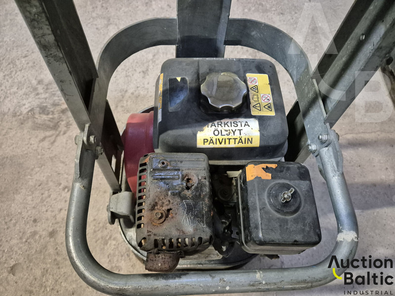 Swepac FR85 - Vibroplatta: bild 3 Swepac FR85 - Vibroplatta: bild 3