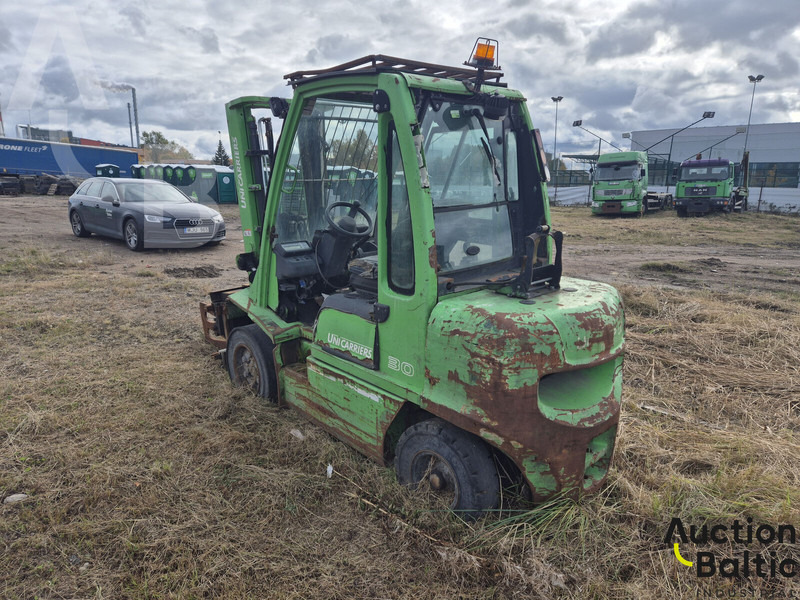 UniCarriers 30 - Dieseltruck: bild 5 UniCarriers 30 - Dieseltruck: bild 5