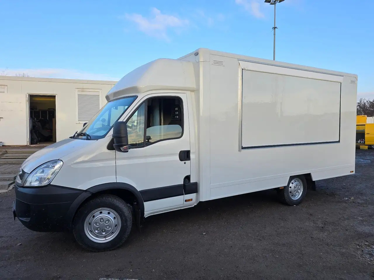 Iveco C30C/ FOODTRUCK/ Daily - Matbil: bild 5 Iveco C30C/ FOODTRUCK/ Daily - Matbil: bild 5