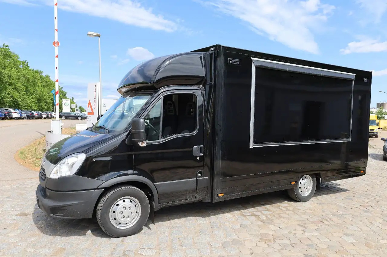 Iveco IS35SI2AA/ FOODTRUCK/Daily - Matbil: bild 4 Iveco IS35SI2AA/ FOODTRUCK/Daily - Matbil: bild 4