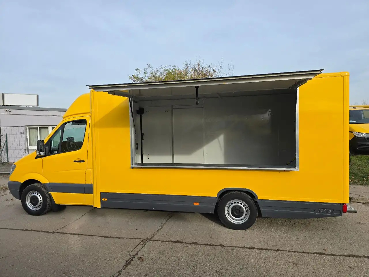 Mercedes-Benz Sprinter/Foodtruck/ 1. Hand - Matbil: bild 3 Mercedes-Benz Sprinter/Foodtruck/ 1. Hand - Matbil: bild 3