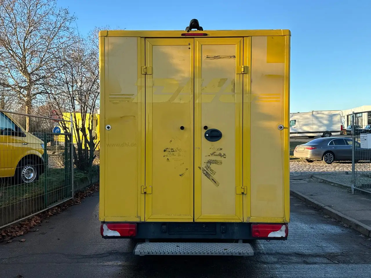 Mercedes-Benz Sprinter II Pritsche/ Koffer/Regalsystem - Volymskåp: bild 4 Mercedes-Benz Sprinter II Pritsche/ Koffer/Regalsystem - Volymskåp: bild 4