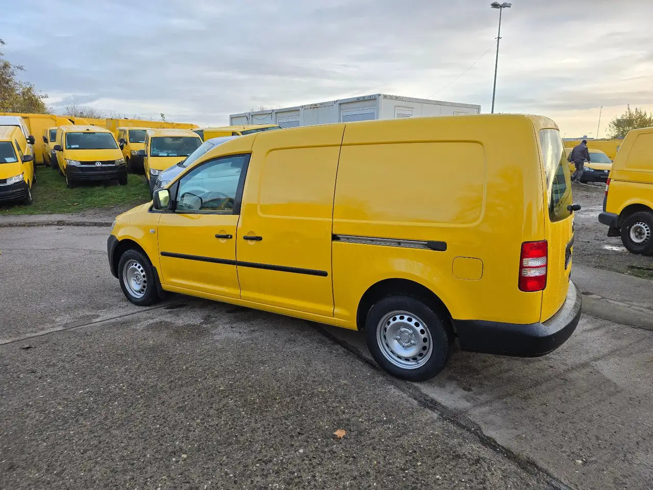 Volkswagen 2KN/Caddy/62kW/Lange Version - Skåpbil: bild 3 Volkswagen 2KN/Caddy/62kW/Lange Version - Skåpbil: bild 3