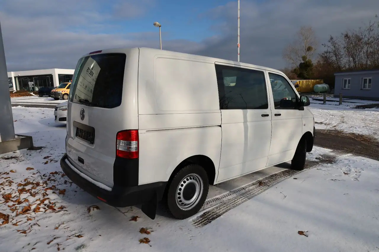 Volkswagen T5 Transporter Kasten-Kombi 2.0 TDI/EU5/1.Hand - Skåpbil: bild 4 Volkswagen T5 Transporter Kasten-Kombi 2.0 TDI/EU5/1.Hand - Skåpbil: bild 4