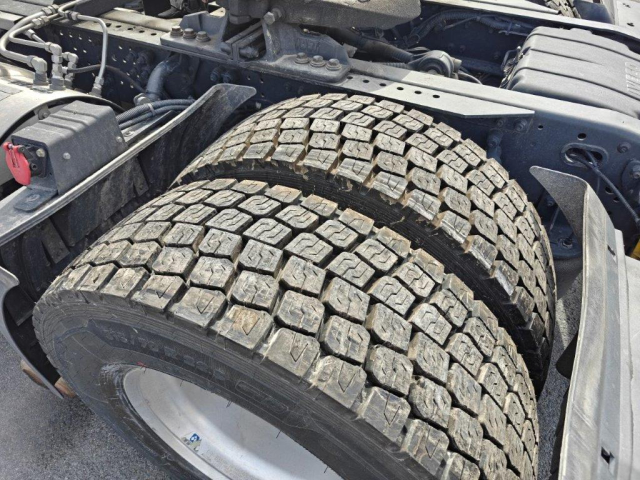 IVECO Stralis AS440S46T/PLNG Intarder Klima Luftfeder ZV - Dragbil: bild 3 IVECO Stralis AS440S46T/PLNG Intarder Klima Luftfeder ZV - Dragbil: bild 3