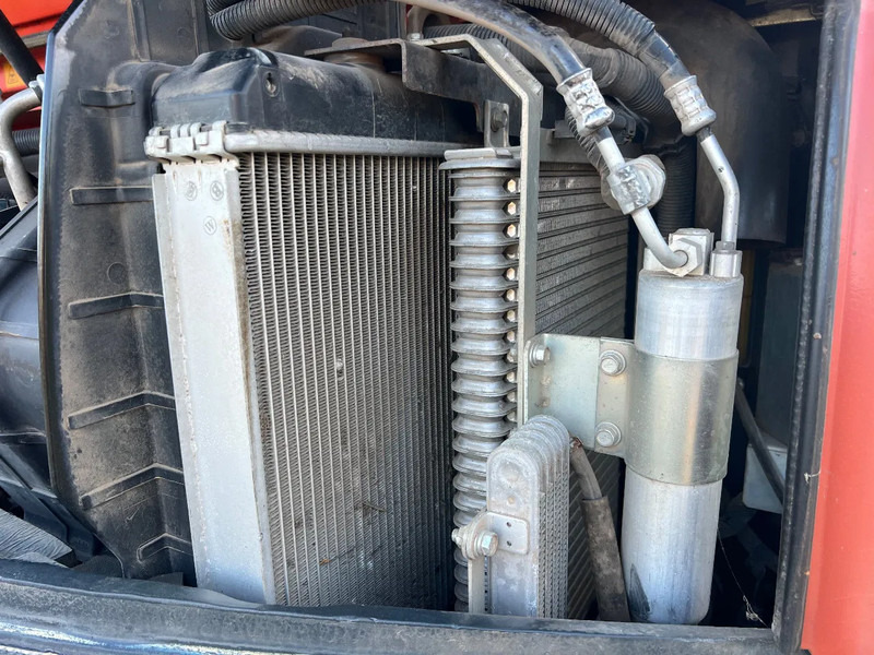 Allterrängkran Kubota KX080-4: bild 8