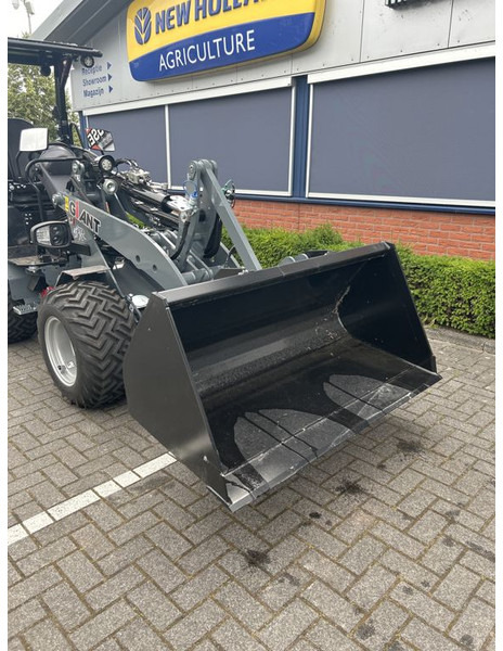 Tobroco Grondbak 150 cm Giant aanspan - Skopa för Byggmaskiner: bild 2 Tobroco Grondbak 150 cm Giant aanspan - Skopa för Byggmaskiner: bild 2