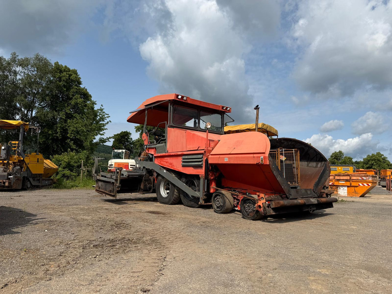 Demag-Dynapac DF135P powerfull 4-axle-paver - Asfaltläggare: bild 2 Demag-Dynapac DF135P powerfull 4-axle-paver - Asfaltläggare: bild 2