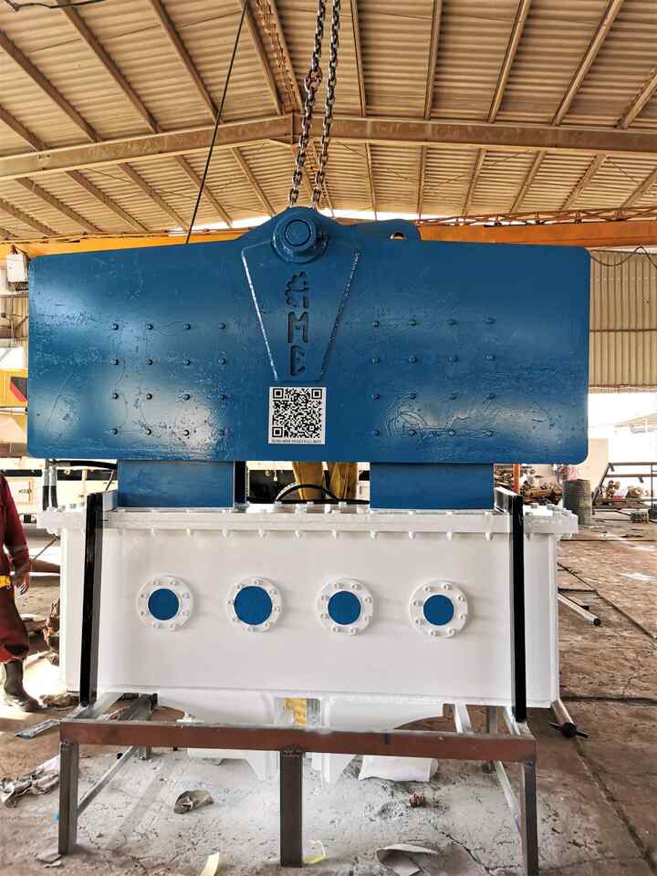 AME Crane Vibratory Pile hammer - Hydraulisk hammare för Lyftkran: bild 5 AME Crane Vibratory Pile hammer - Hydraulisk hammare för Lyftkran: bild 5