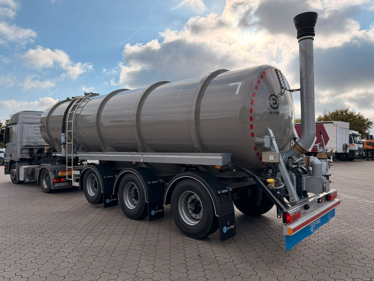 D-TEC Gülletanker 30m³ mit Zwangslenkung - Tanktrailer: bild 3 D-TEC Gülletanker 30m³ mit Zwangslenkung - Tanktrailer: bild 3