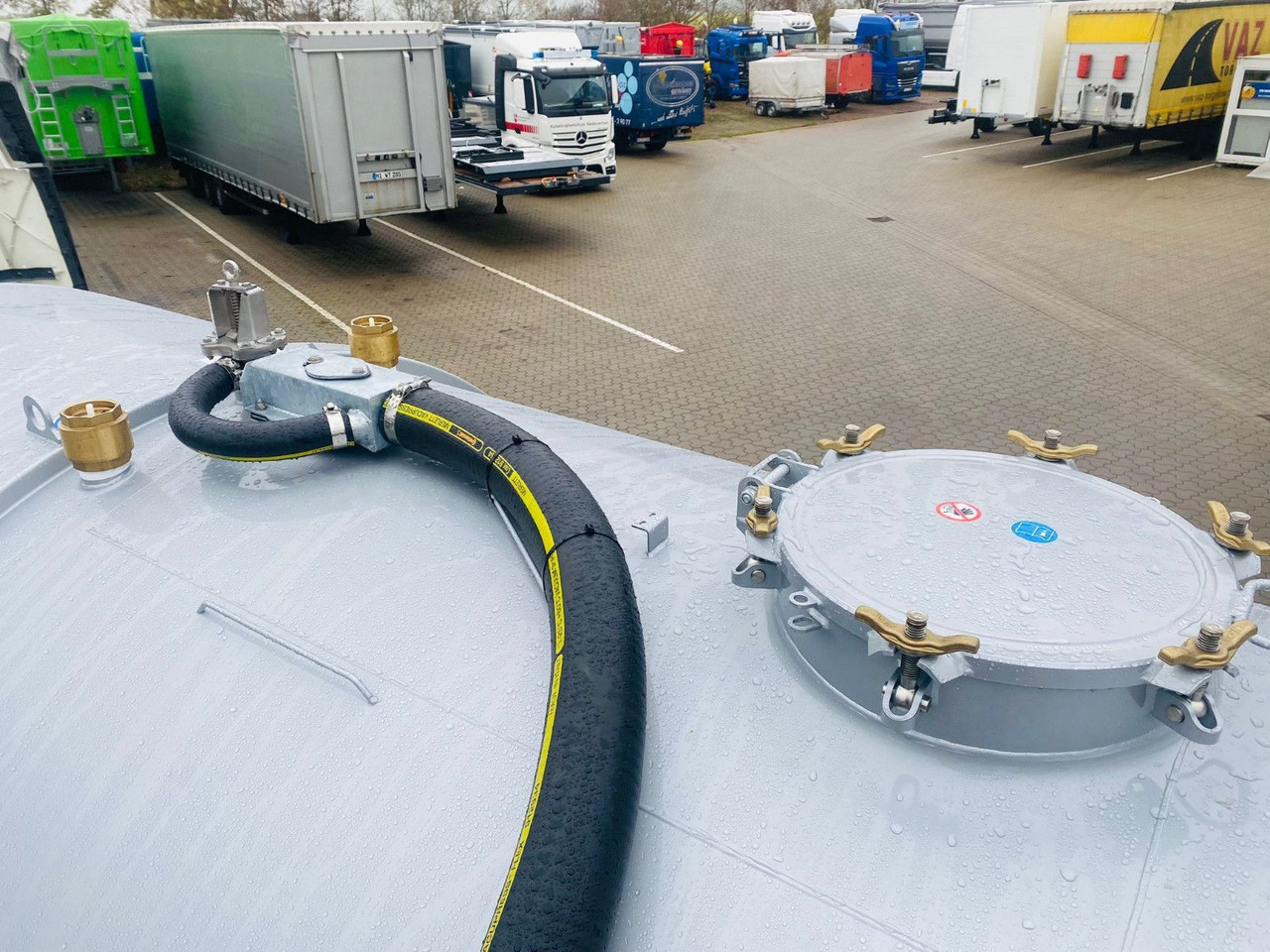 D-TEC Gülletanker SV 2011 "SV2006 BASIC" - Tanktrailer: bild 5 D-TEC Gülletanker SV 2011 "SV2006 BASIC" - Tanktrailer: bild 5