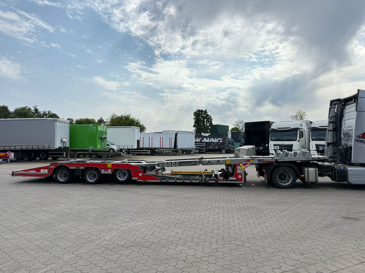 Kässbohrer K.SOK Truck/Car Transporter - Biltransportbil semitrailer: bild 2 Kässbohrer K.SOK Truck/Car Transporter - Biltransportbil semitrailer: bild 2