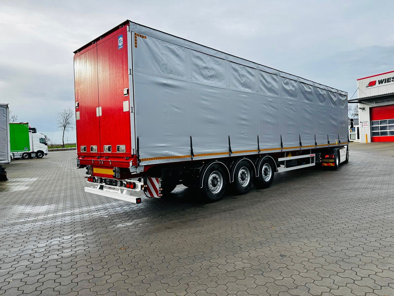 Kässbohrer K.SPO Pritsche Plane - Libner Open Box - Kapelltrailer: bild 3 Kässbohrer K.SPO Pritsche Plane - Libner Open Box - Kapelltrailer: bild 3