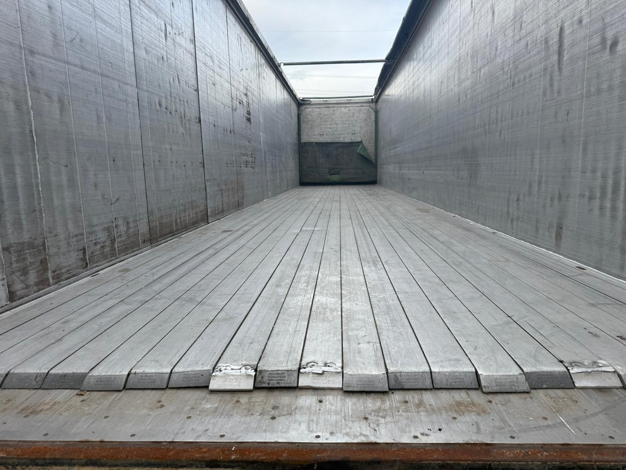Moving floor semitrailer Knapen K502 Seitentüren Schubboden: bild 11