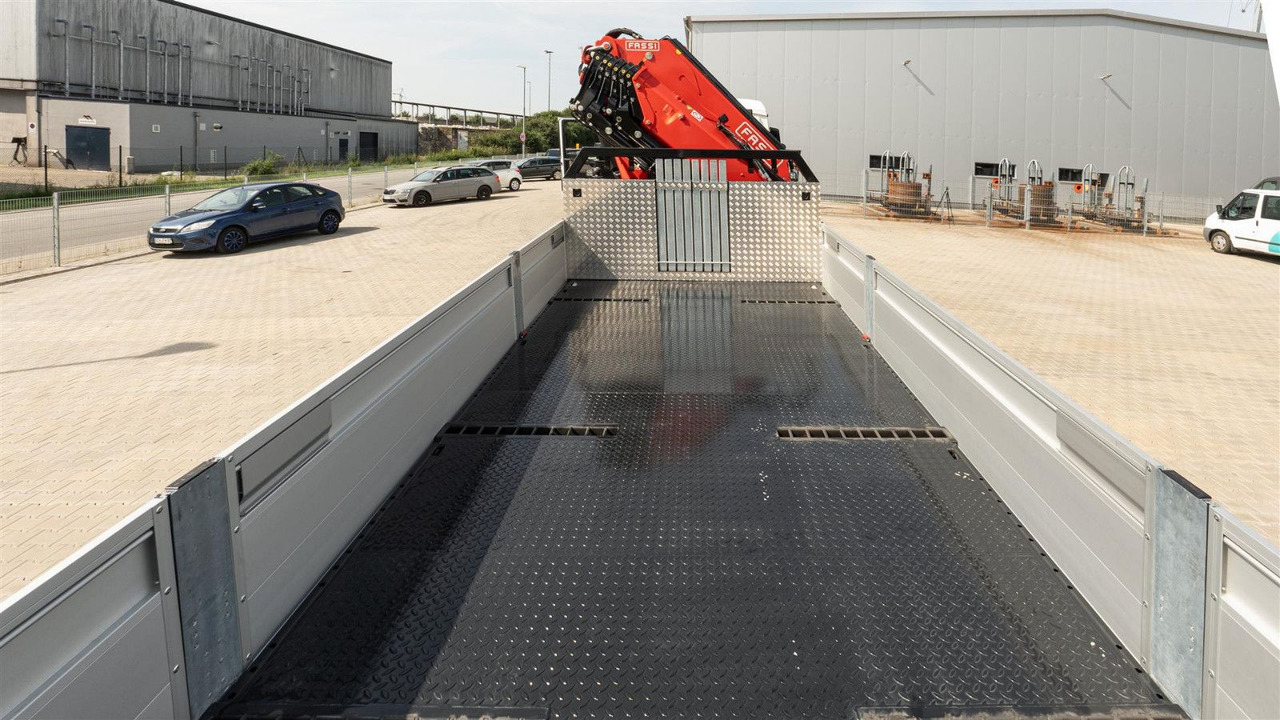 MAN 35.470 8x2 Kran F710 RA2.26 - Lastbil, Kranbil: bild 4 MAN 35.470 8x2 Kran F710 RA2.26 - Lastbil, Kranbil: bild 4