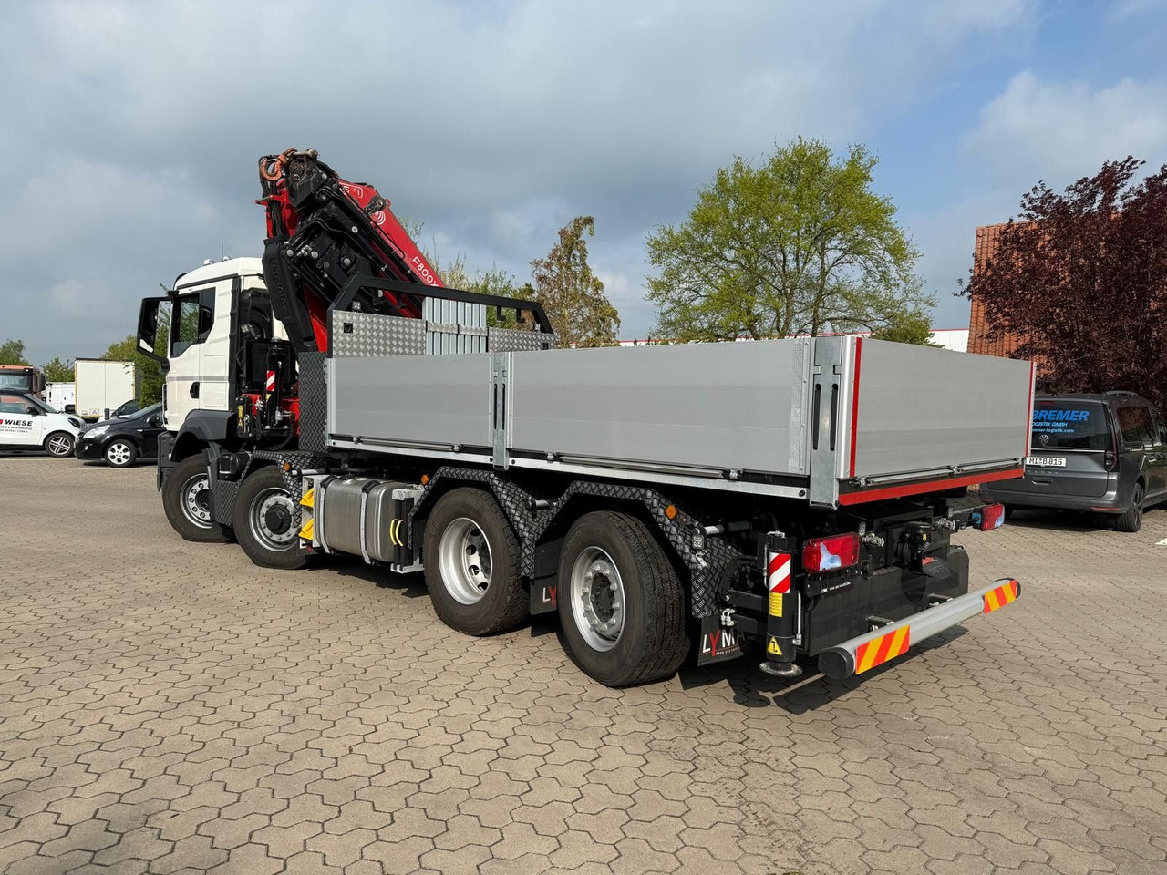 MAN 35.520 8x4 Kran Fassi F800, OHNE ABSTÜTZÜBERWACH - Flakbil, Kranbil: bild 1 MAN 35.520 8x4 Kran Fassi F800, OHNE ABSTÜTZÜBERWACH - Flakbil, Kranbil: bild 1