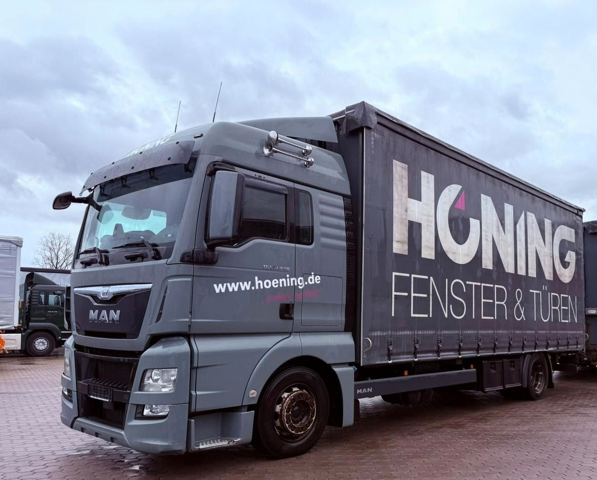 MAN TGX 18.440 LL Volumen LKW mit Staplerhalterung MAN TGX 18.440 LL Volumen LKW mit Staplerhalterung - Kapellbil: bild 1 MAN TGX 18.440 LL Volumen LKW mit Staplerhalterung MAN TGX 18.440 LL Volumen LKW mit Staplerhalterung - Kapellbil: bild 1