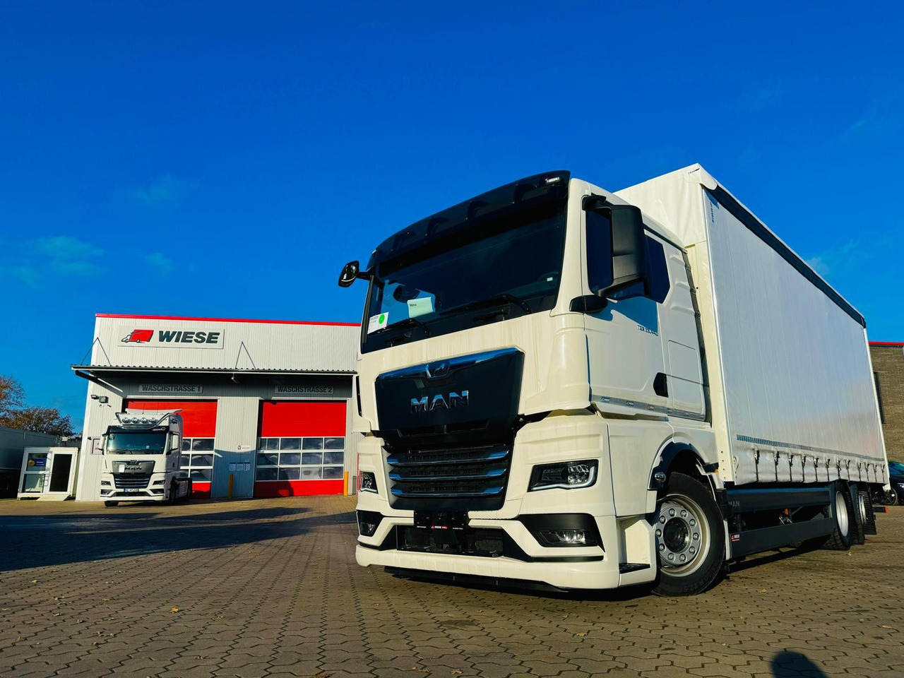 MAN TGX 26.440 6x2 LL Schwerlast Ladebordwand/Rampe - Kapellbil: bild 1 MAN TGX 26.440 6x2 LL Schwerlast Ladebordwand/Rampe - Kapellbil: bild 1