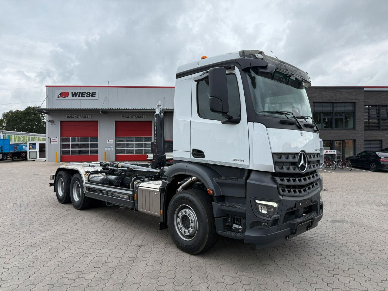 Mercedes-Benz Arocs 5 2651L 6 x4 Meiller RS 2170 - Lastväxlare lastbil: bild 1 Mercedes-Benz Arocs 5 2651L 6 x4 Meiller RS 2170 - Lastväxlare lastbil: bild 1