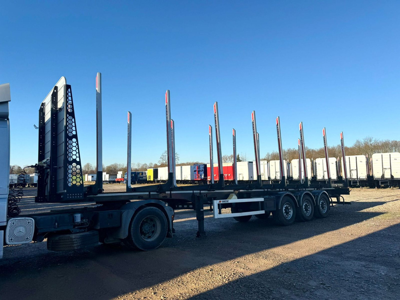 PAVIC Holzauflieger mit Schemel und Rungen - Timmertrailer: bild 1 PAVIC Holzauflieger mit Schemel und Rungen - Timmertrailer: bild 1