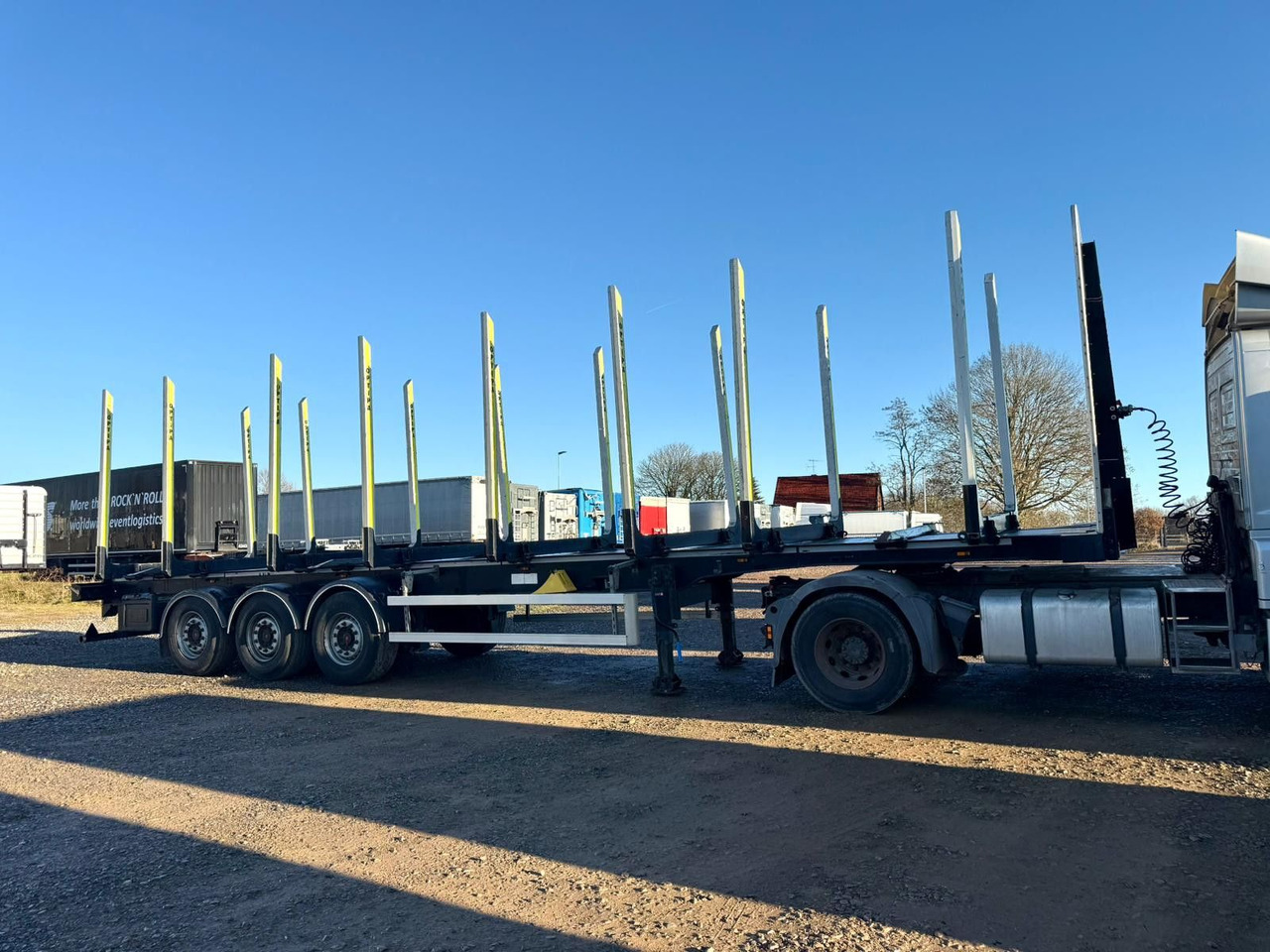 PAVIC Holzauflieger mit Schemel und Rungen - Timmertrailer: bild 2 PAVIC Holzauflieger mit Schemel und Rungen - Timmertrailer: bild 2