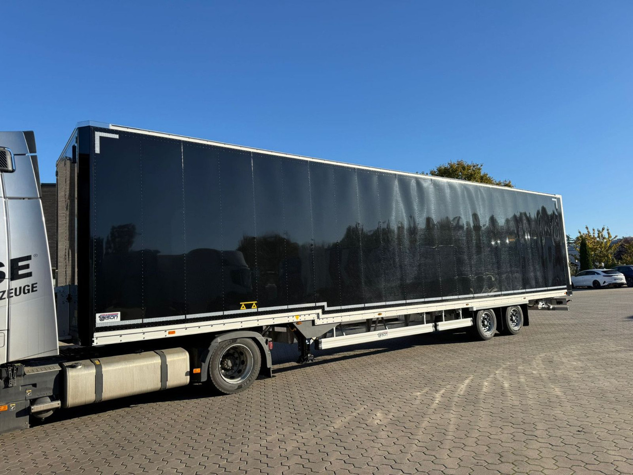 Talson TGG TAL 12/18 Mega Kofferauflieger 99m³ - Skåp semitrailer: bild 2 Talson TGG TAL 12/18 Mega Kofferauflieger 99m³ - Skåp semitrailer: bild 2