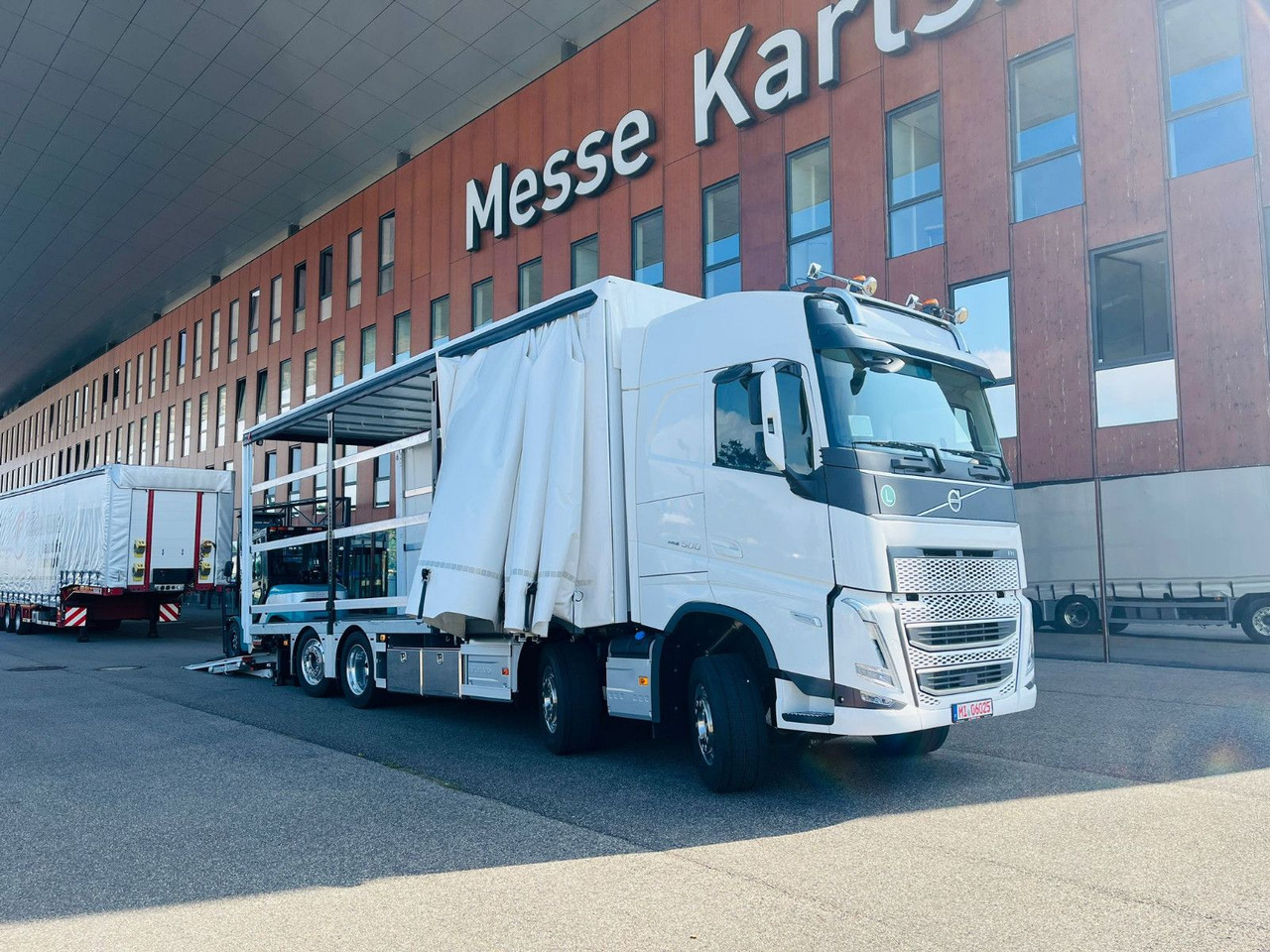 Volvo FH 500 Gabelstaplertransporter LBW 9t Dhollandia - Bärgningsbil: bild 4 Volvo FH 500 Gabelstaplertransporter LBW 9t Dhollandia - Bärgningsbil: bild 4