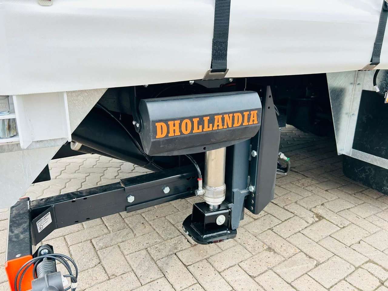 Kapellbil Volvo FH 500 Gabelstaplertransporter LBW Dhollandia 9t: bild 15