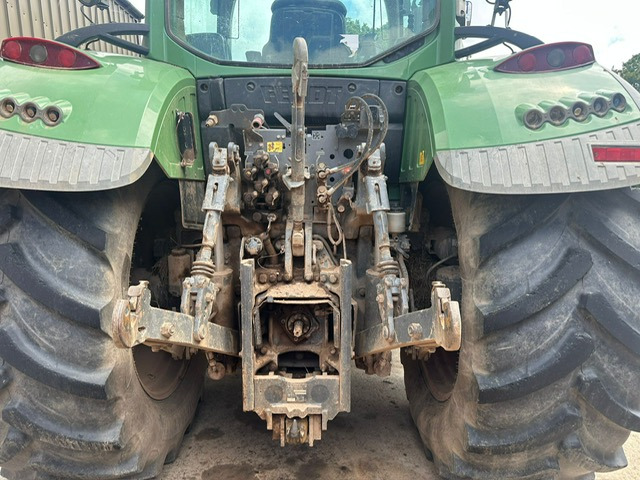 FENDT 724 Plus - Traktor: bild 3 FENDT 724 Plus - Traktor: bild 3