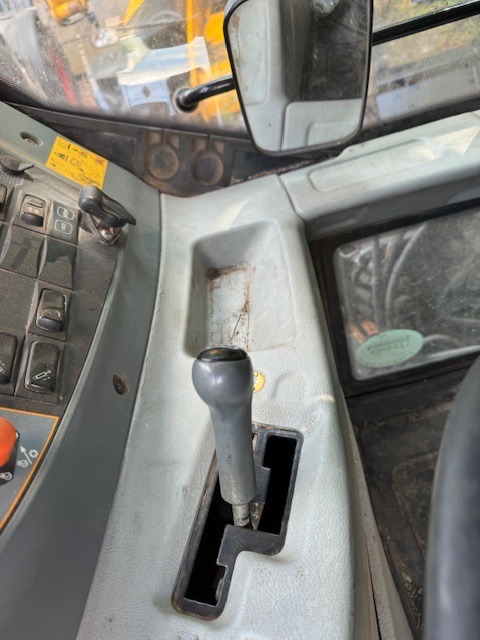 VALTRA T183 DIRECT DRIVE - Traktor: bild 2 VALTRA T183 DIRECT DRIVE - Traktor: bild 2