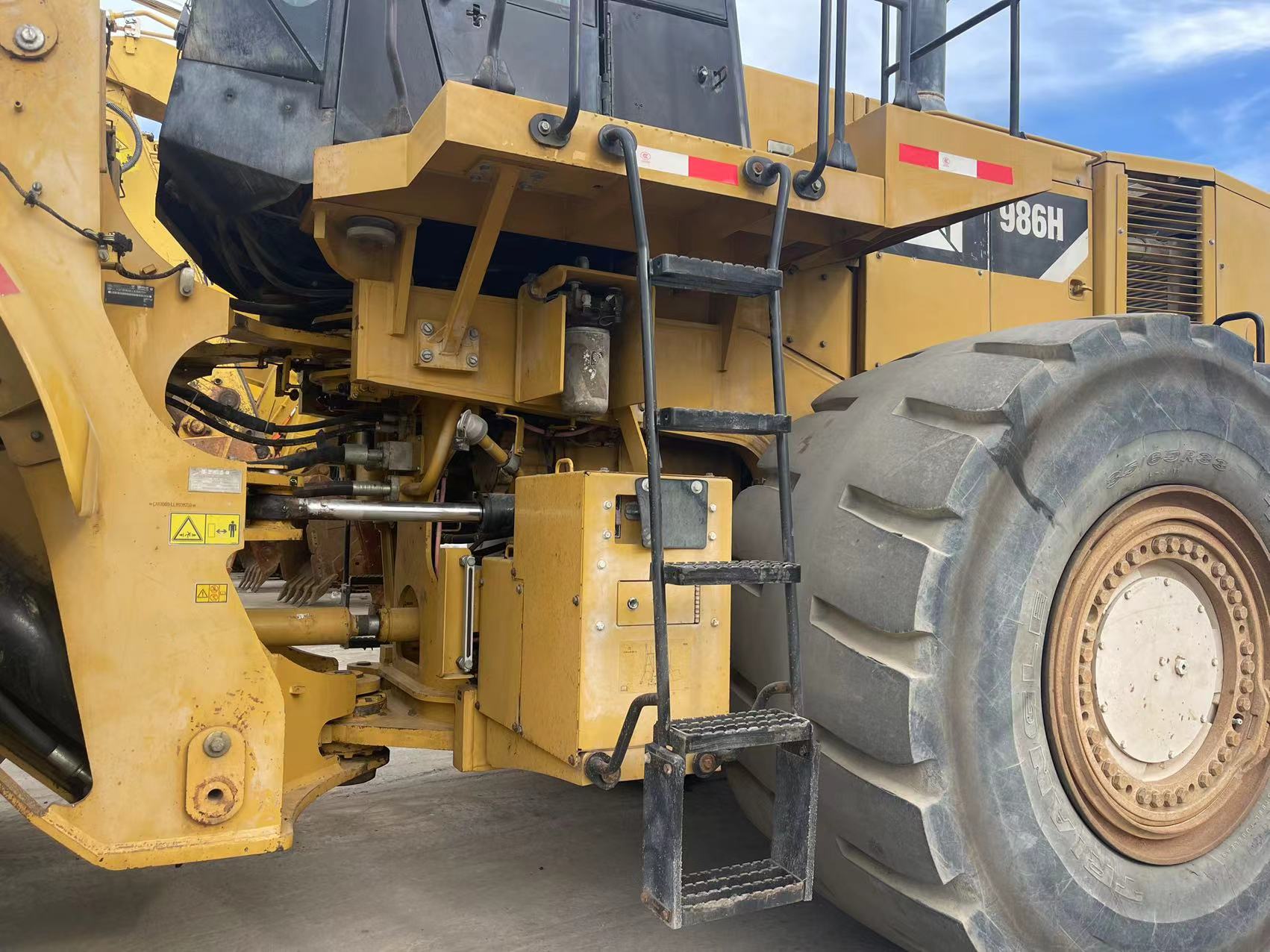 CATERPILLAR 986H - Hjullastare: bild 4 CATERPILLAR 986H - Hjullastare: bild 4