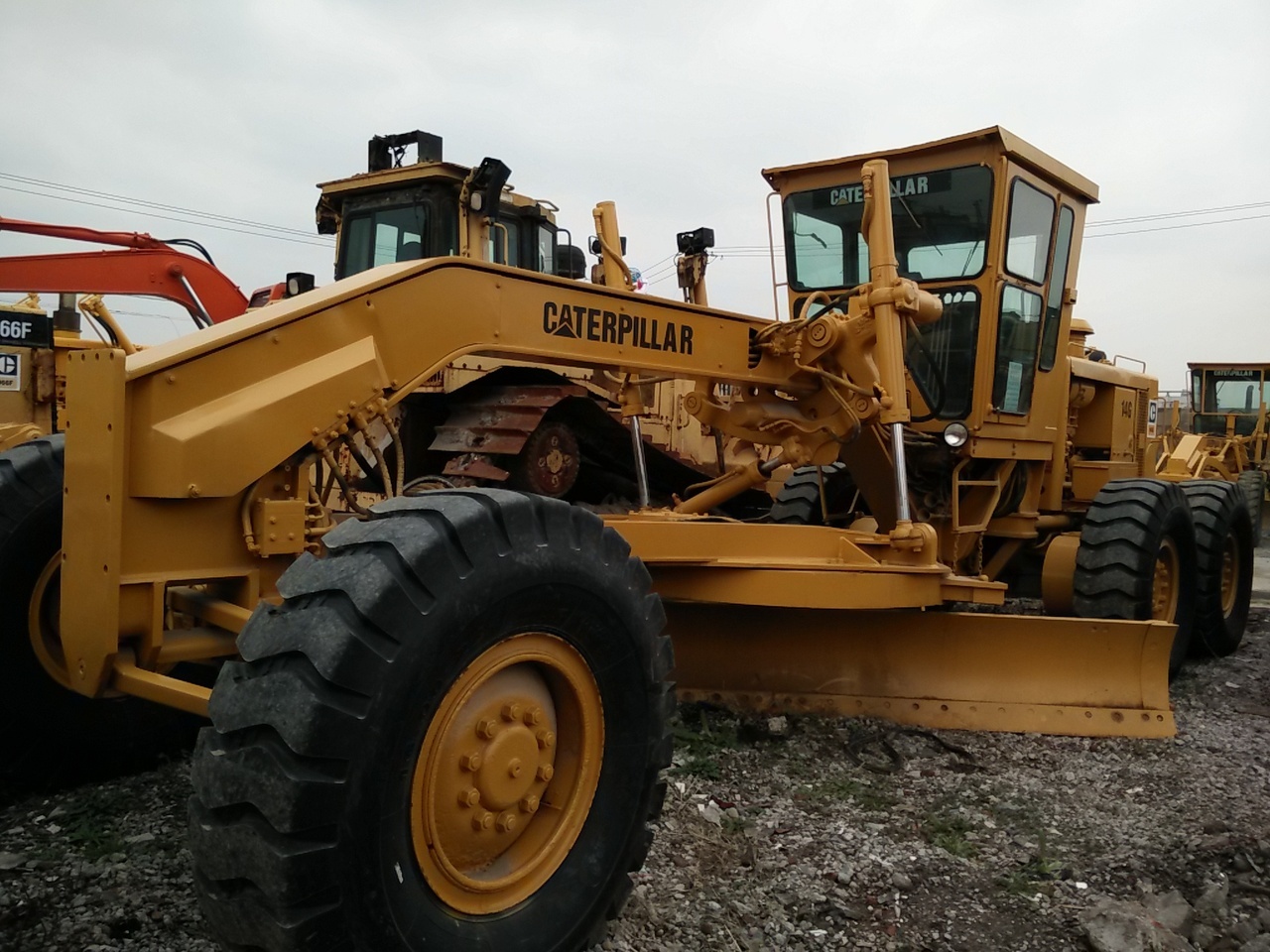 CATERPILLAR CAT-14G-Grader - Väghyvel: bild 1 CATERPILLAR CAT-14G-Grader - Väghyvel: bild 1