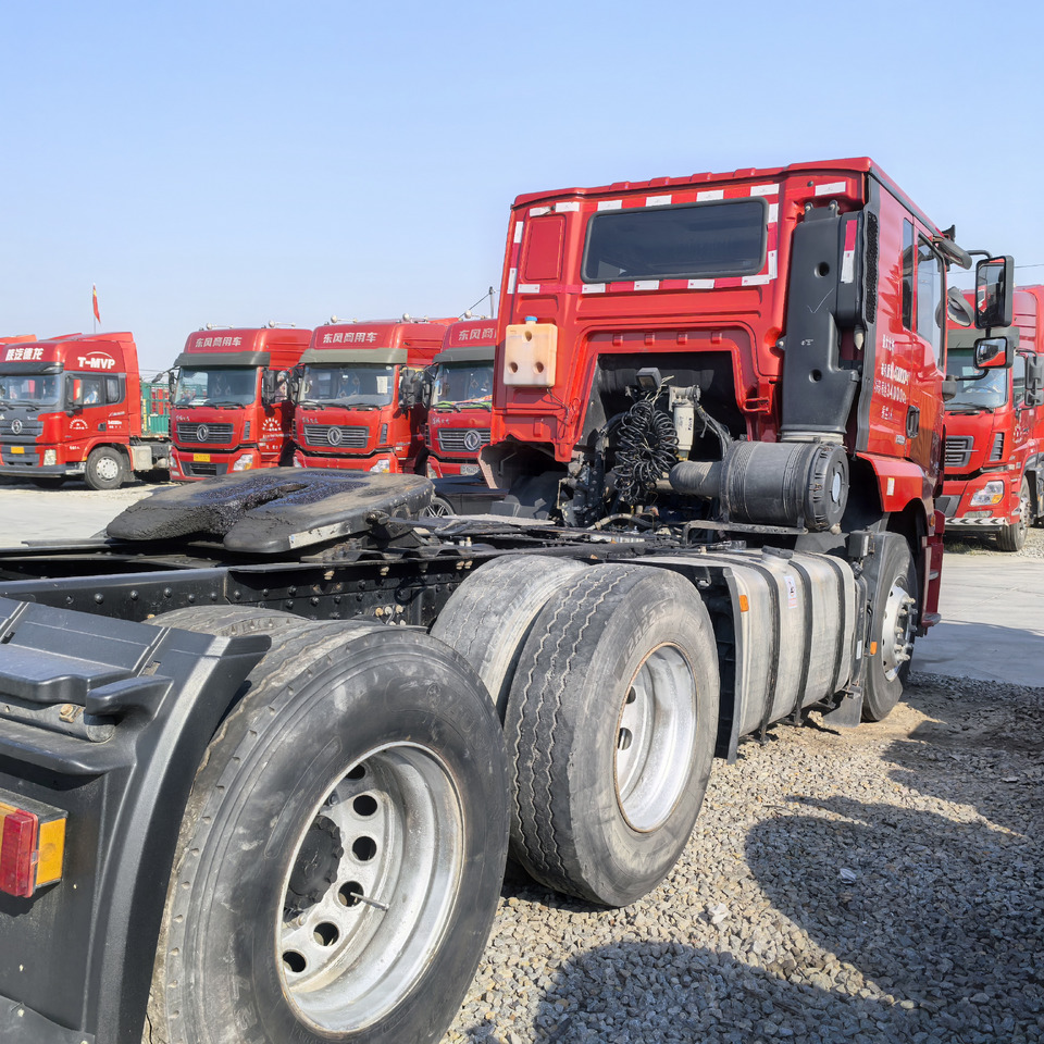 SHACMAN M3000 6x4 - Dragbil: bild 4 SHACMAN M3000 6x4 - Dragbil: bild 4