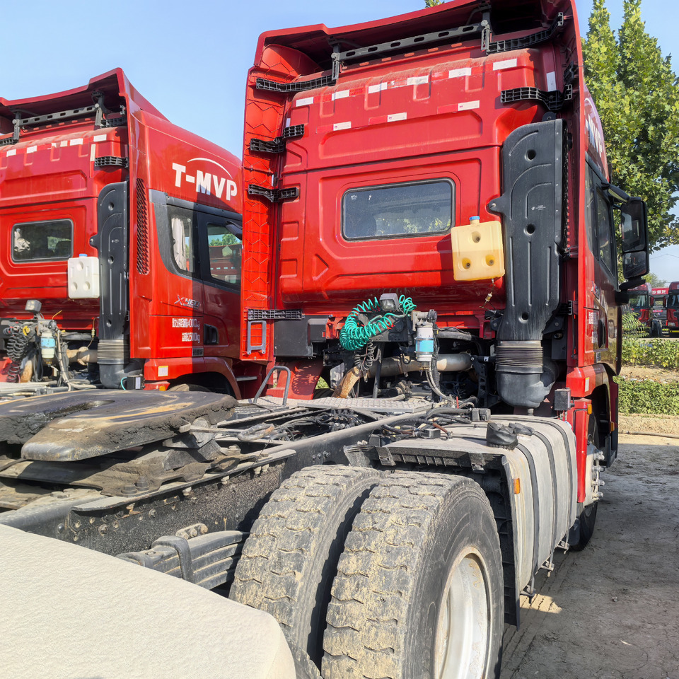 SHACMAN X3000 6x4 - Dragbil: bild 2 SHACMAN X3000 6x4 - Dragbil: bild 2